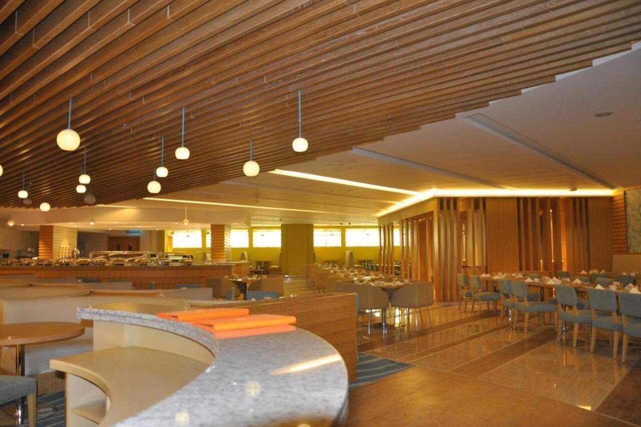 Lavender Hotel Al Nahda Дубай Екстериор снимка