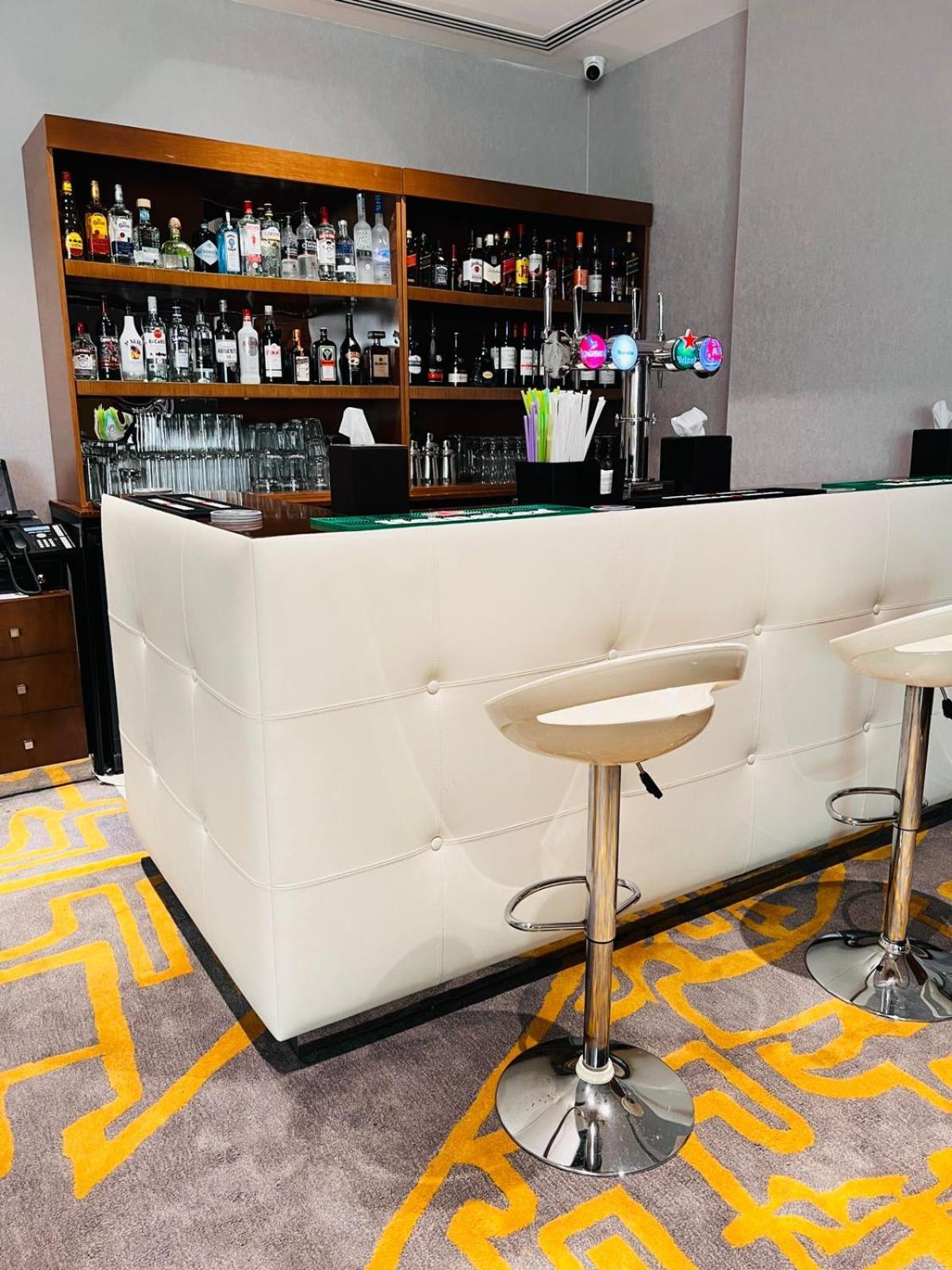 Lavender Hotel Al Nahda Дубай Екстериор снимка