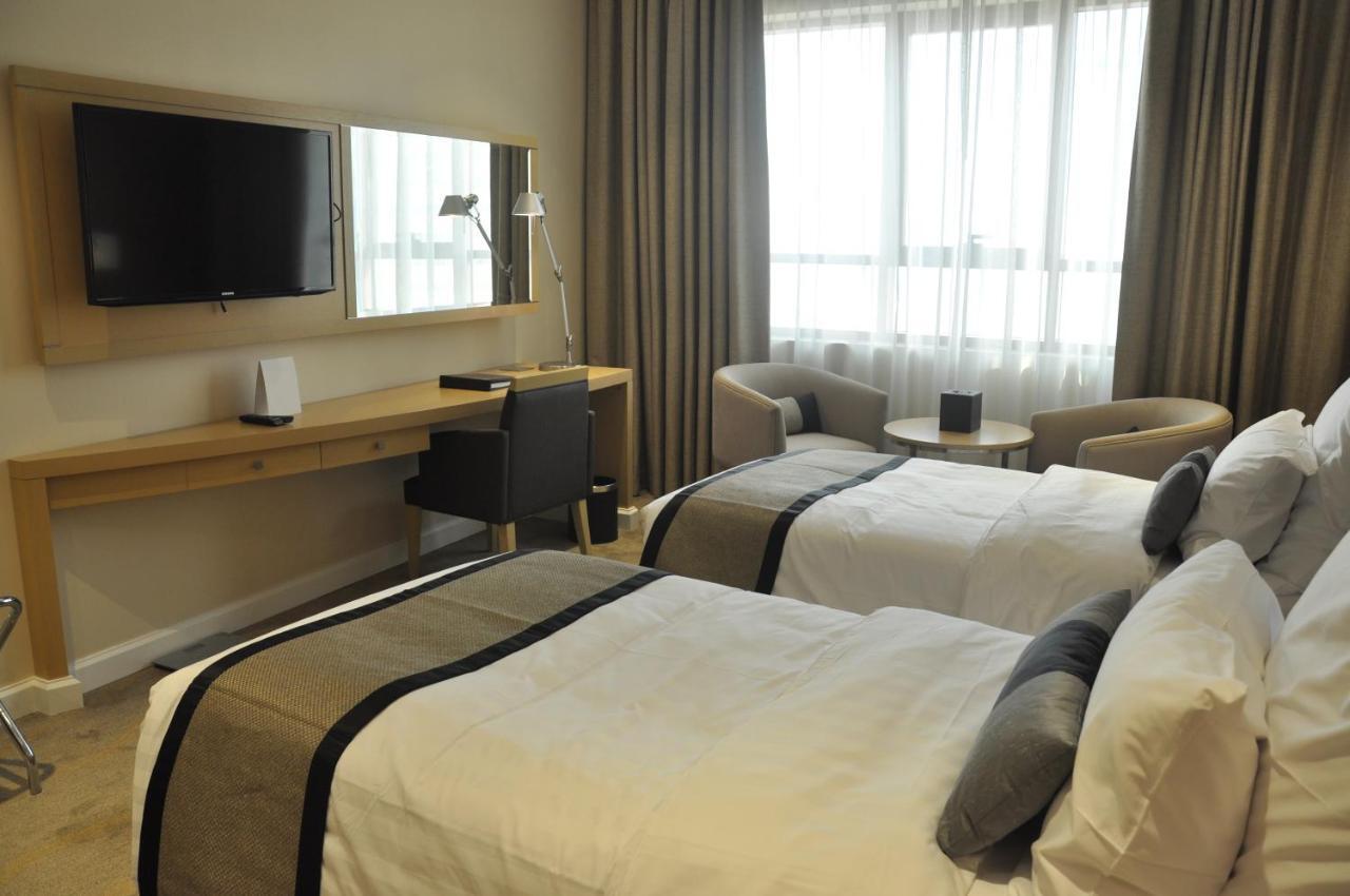 Lavender Hotel Al Nahda Дубай Екстериор снимка