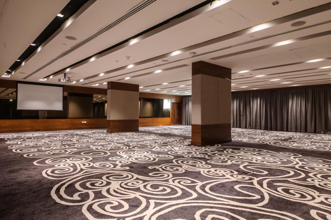 Lavender Hotel Al Nahda Дубай Екстериор снимка