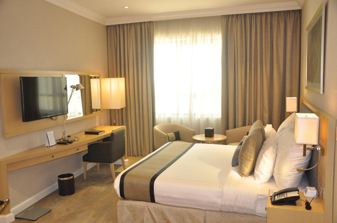 Lavender Hotel Al Nahda Дубай Екстериор снимка