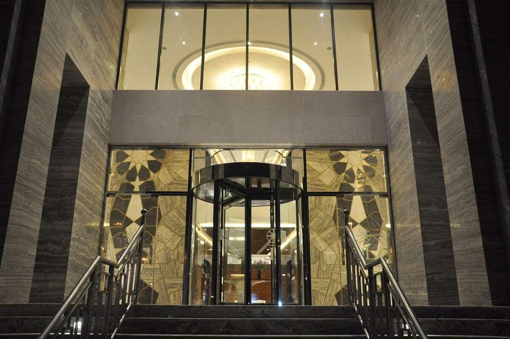 Lavender Hotel Al Nahda Дубай Екстериор снимка