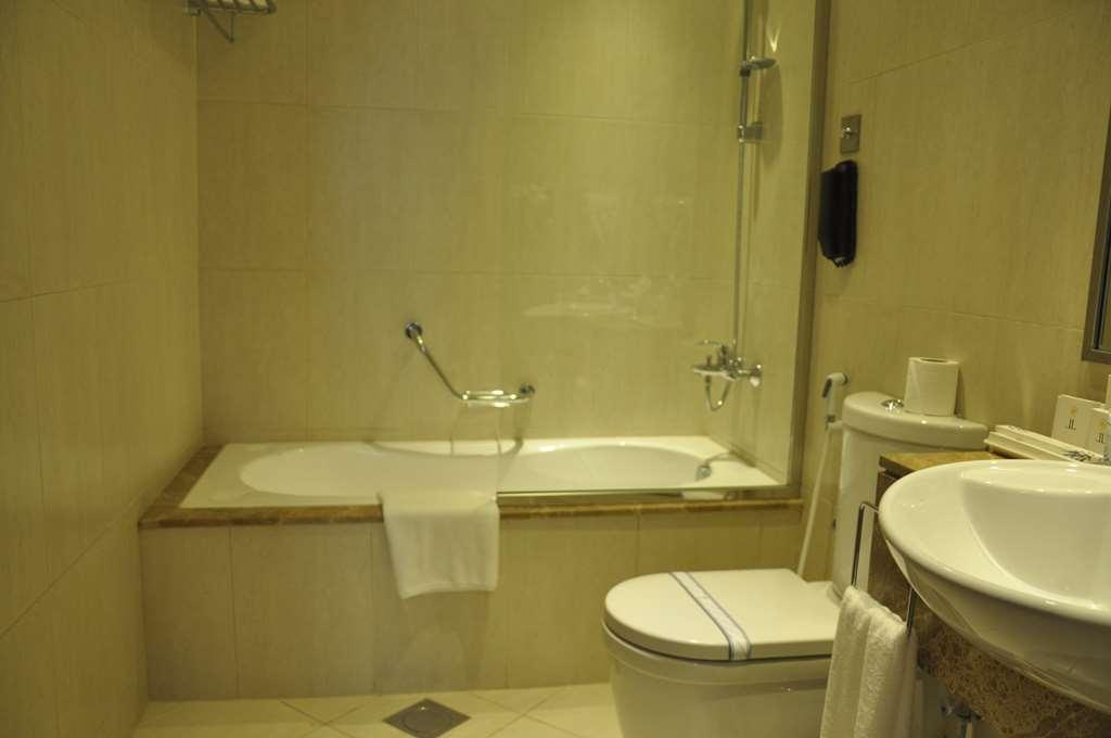 Lavender Hotel Al Nahda Дубай Стая снимка